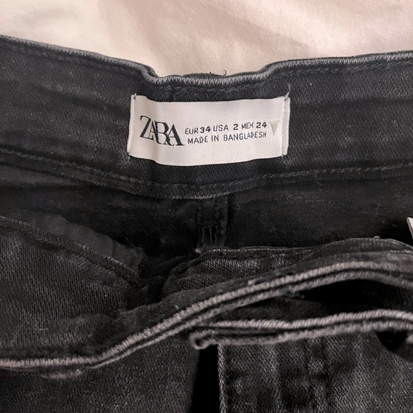 zara black denim shorts - Picture 3 of 3
